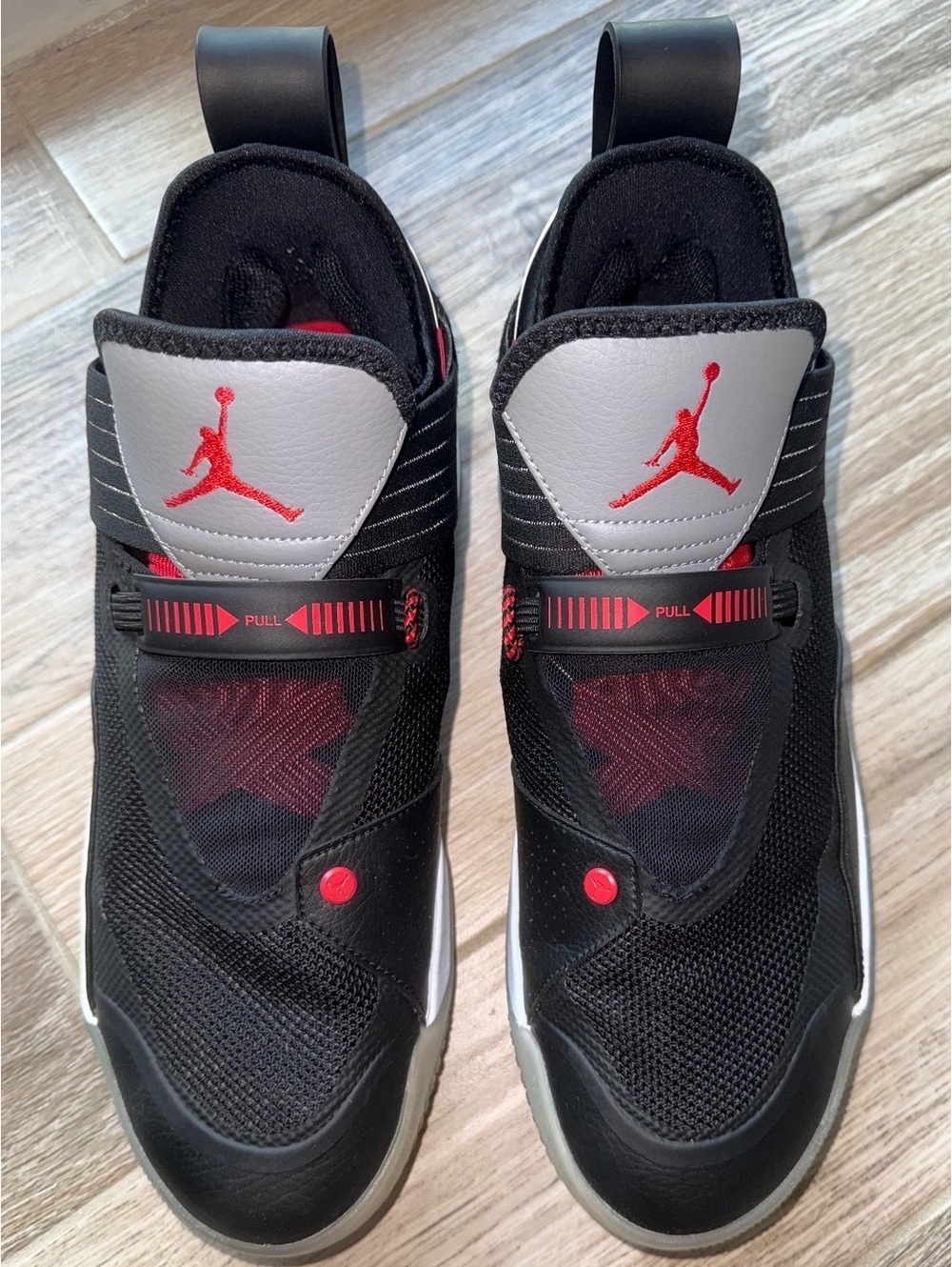 Nike Air Jordan Men's Basketball Sneakers Black Red Mesh Leather EUC 11.5